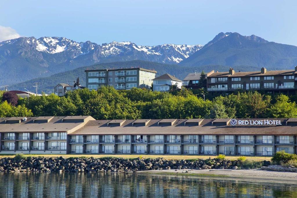 Red Lion Hotel Port Angeles Harbor Main image 1